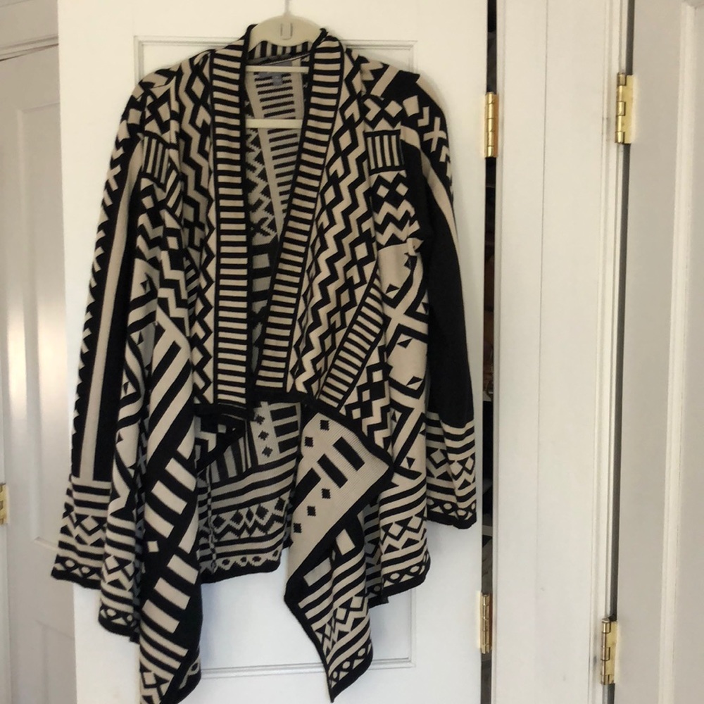 Neiman Marcus geometric/tribal open cardigan